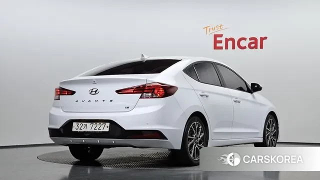Hyundai The New Avante AD id 3687412 из Кореи 12