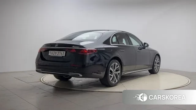 Mercedes-Benz E-Class W214 id 2857586 из Кореи 12