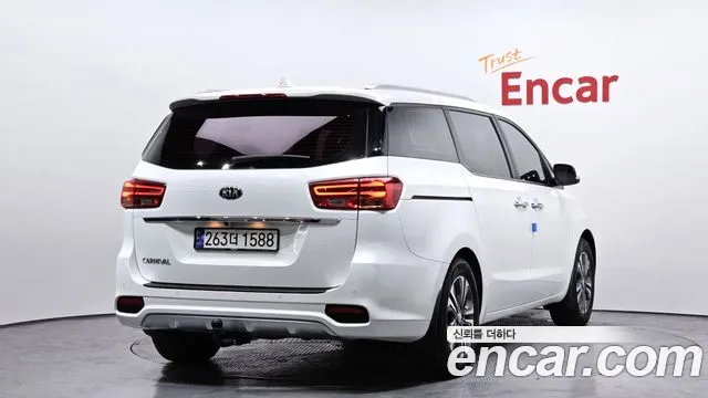 Kia The New Carnival id 2474834 из Кореи 12