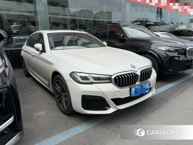 BMW 5 series 2023 Белый из Китая, фото 2