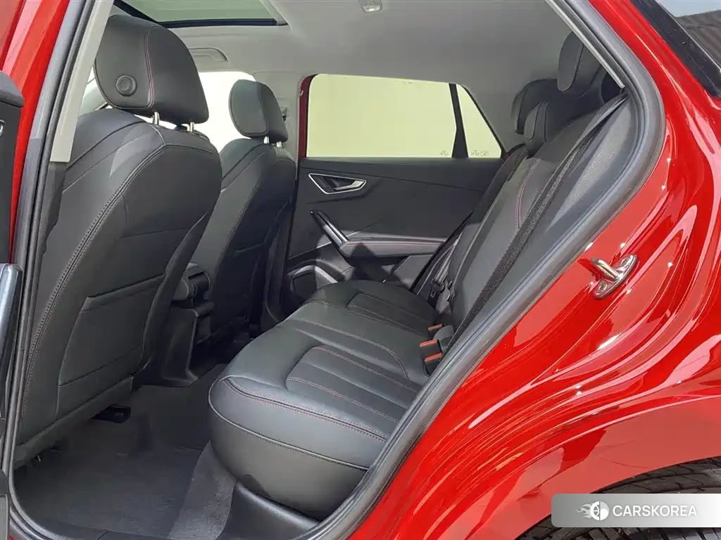 Audi Q2L id 4601030 из Китая 12