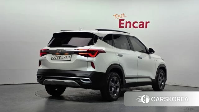 Kia Seltos id 4395772 из Кореи 12