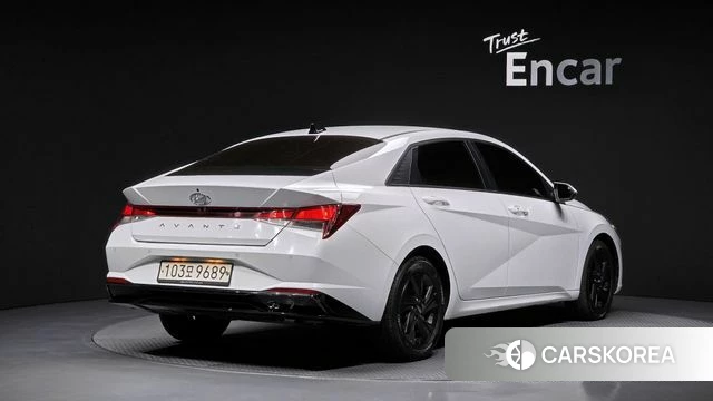 Hyundai Avante Hybrid (CN7) id 4632382 из Кореи 12