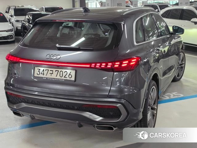 Audi Q5 (80A) 2026 Серый из Кореи, фото 6