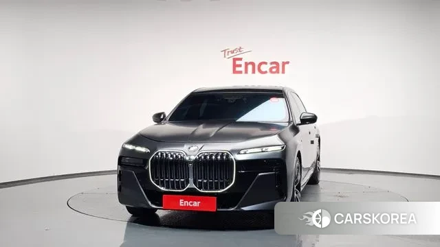 BMW 7 Series (G70) id 3394539 из Кореи 12