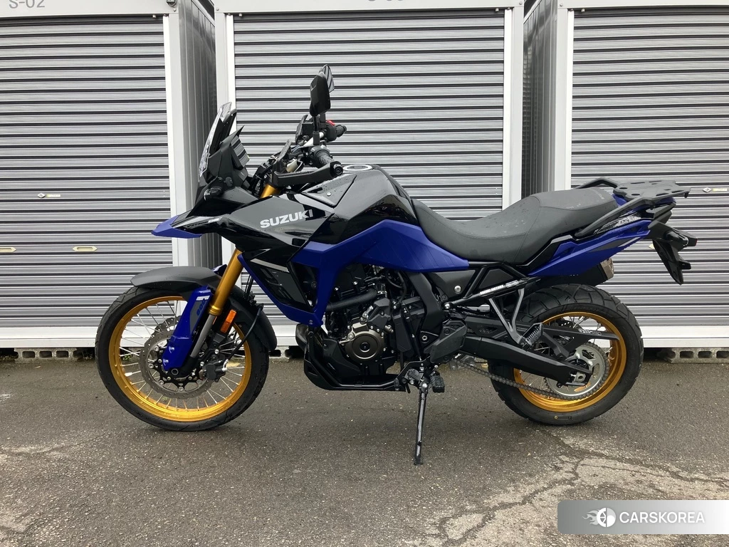 Проданный Suzuki V-STROM 800DE 2023 из Японии, фото 2