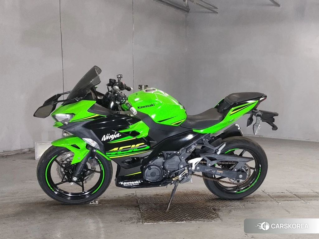 Проданный Kawasaki NINJA 400 2018 из Японии, фото 2