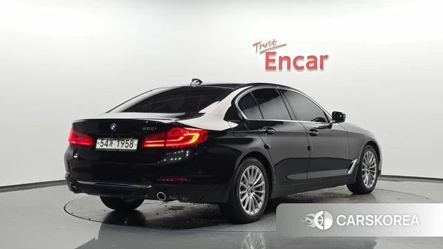 BMW 5 Series (G30) id 4459133 из Кореи 12