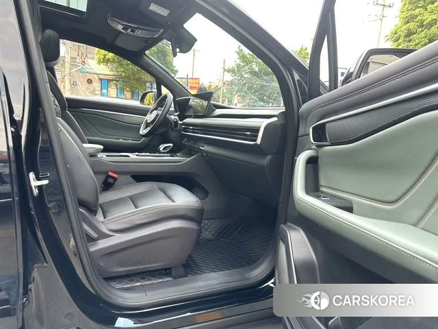 Geely Automobile Haoyue L 2023 Черный из Китая, фото 3