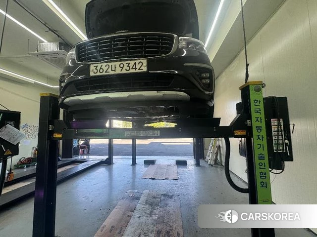 Kia The New Carnival 2019 Черный из Кореи, фото 2