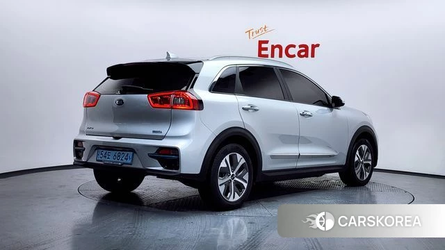 Kia Niro EV id 3911851 из Кореи 12