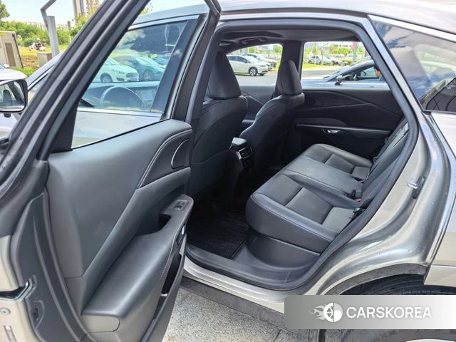 Lexus RX 2024 Серебристо-серый из Китая, фото 2