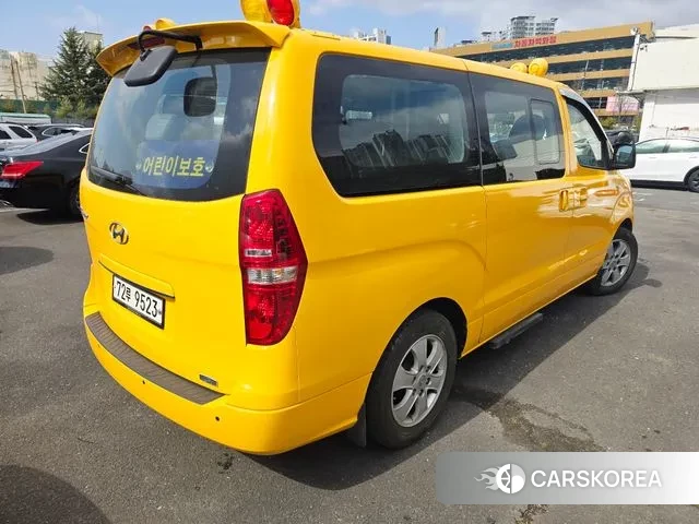 Hyundai The New Grand Starex 2019 Желтый из Кореи, фото 2