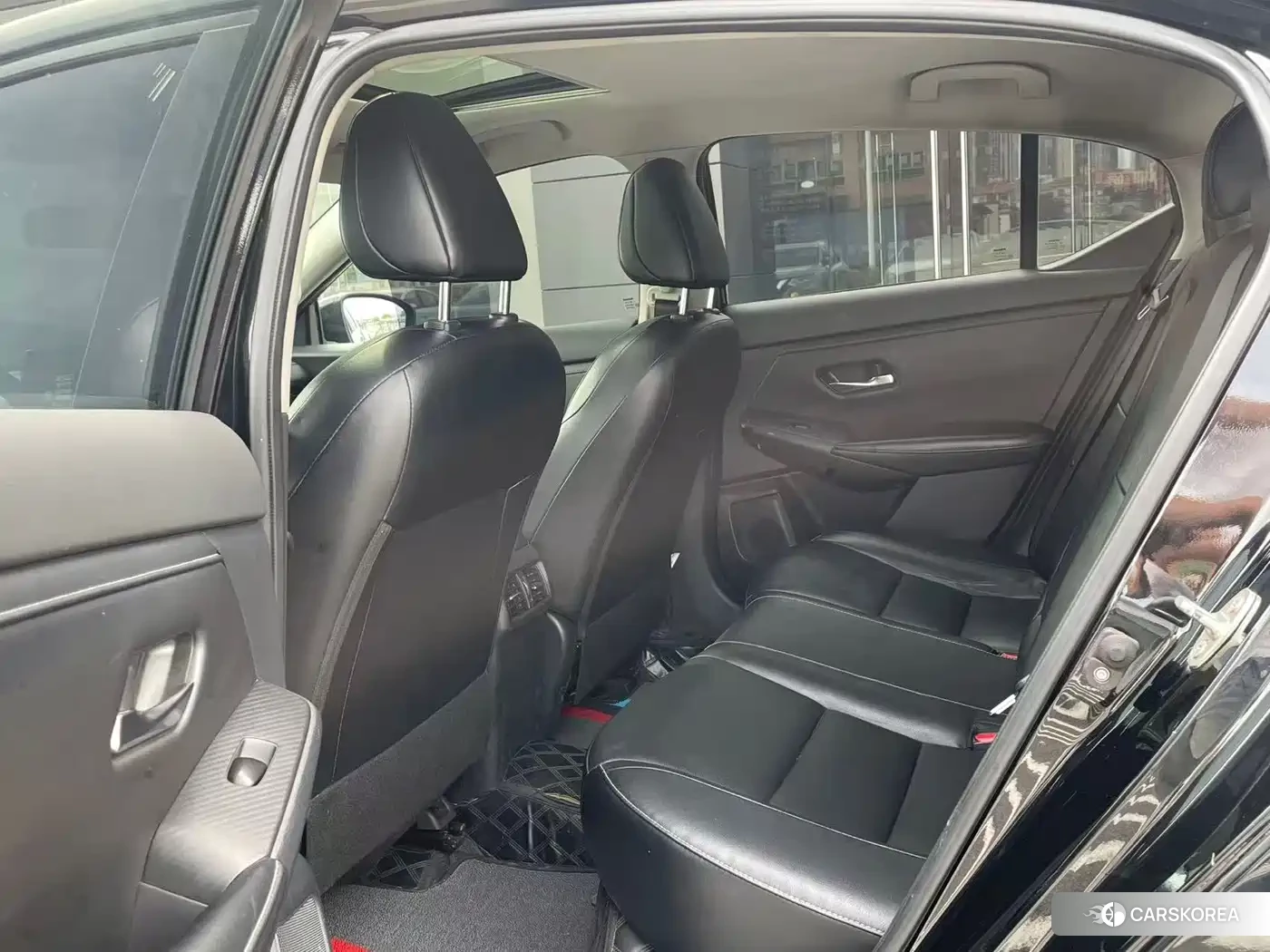 Nissan Sylphy 2022 Черный из Китая, фото 2