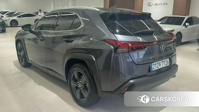 Lexus UX300h 2025 Серый из Кореи, фото 6