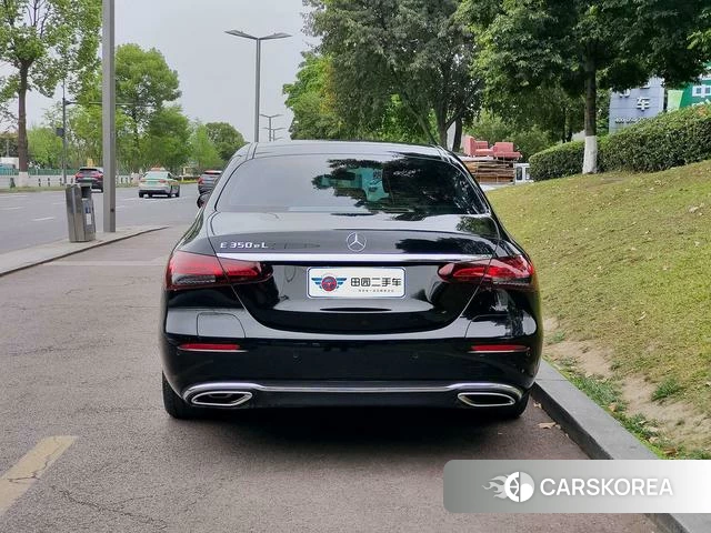 Mercedes-Benz E-class PHEV 2023 Черный из Китая, фото 2
