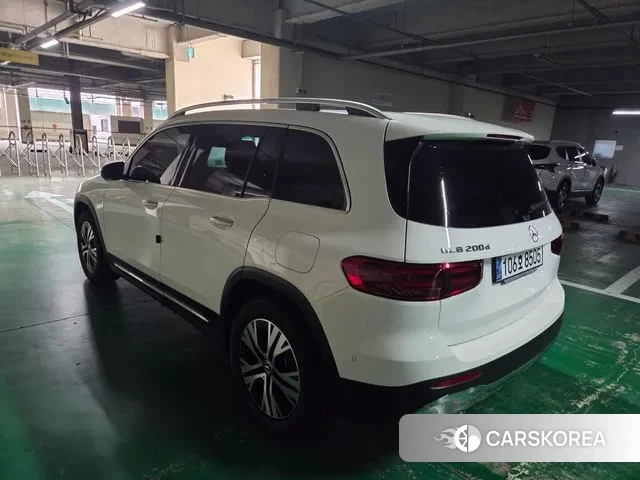 Mercedes-Benz GLB-Class X247 2024 Белый из Кореи, фото 2