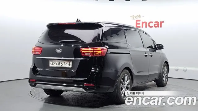 Kia The New Carnival id 2703320 из Кореи 12