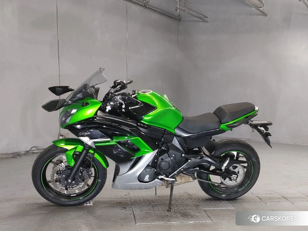Проданный Kawasaki NINJA 400 2015 из Японии