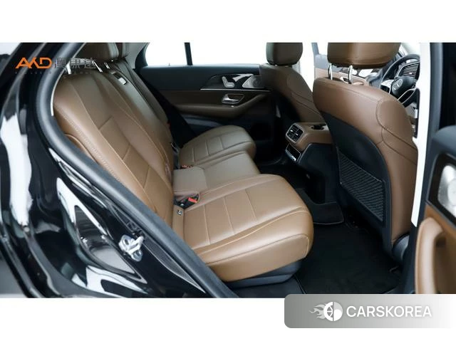 Mercedes-Benz GLE (import) 2024 Черный из Китая, фото 2
