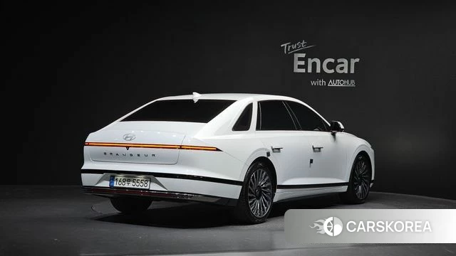 Hyundai Grandeur Hybrid (GN7) id 4194858 из Кореи 12