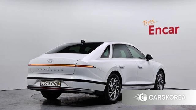 Hyundai Grandeur (GN7) id 3817991 из Кореи 12