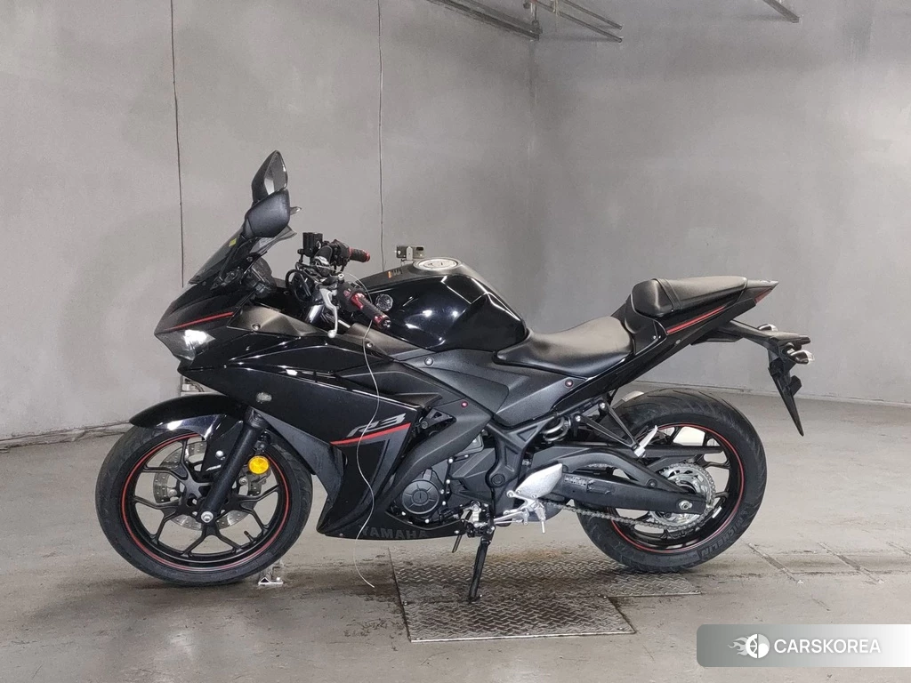 Проданный Yamaha YZF-R3 2019 из Японии