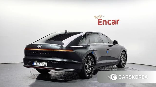 Hyundai Grandeur Hybrid (GN7) id 3883721 из Кореи 12