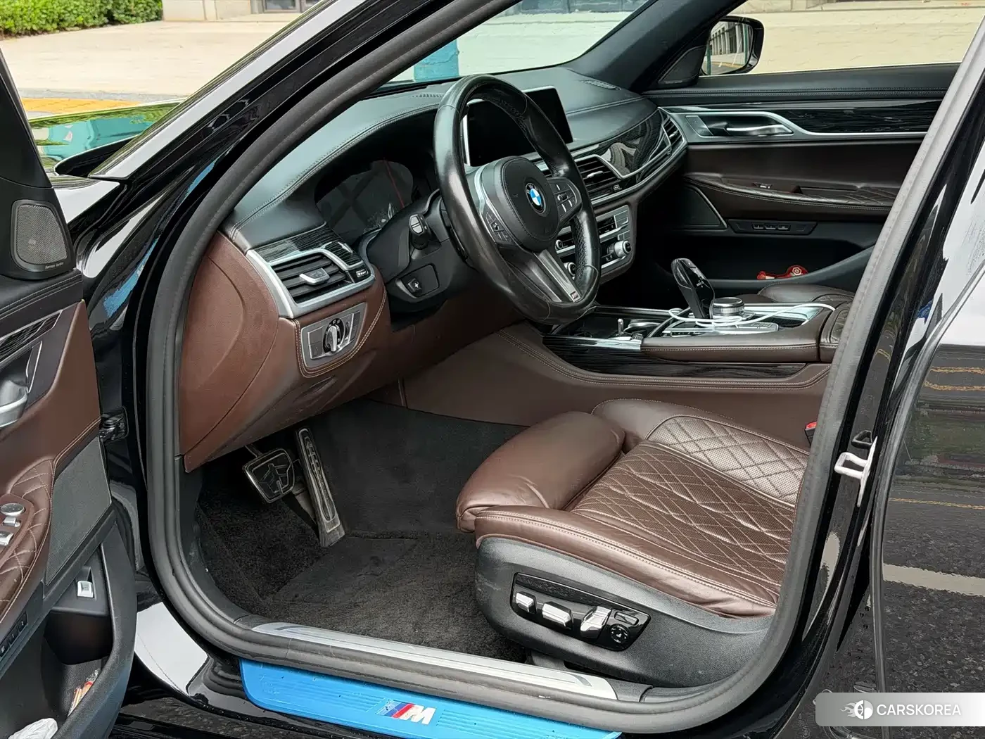 BMW 7 series 2021 Черный из Китая, фото 2