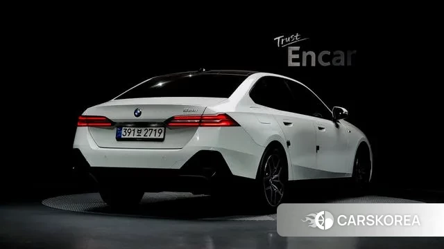 BMW 5 Series (G60) id 3388505 из Кореи 12