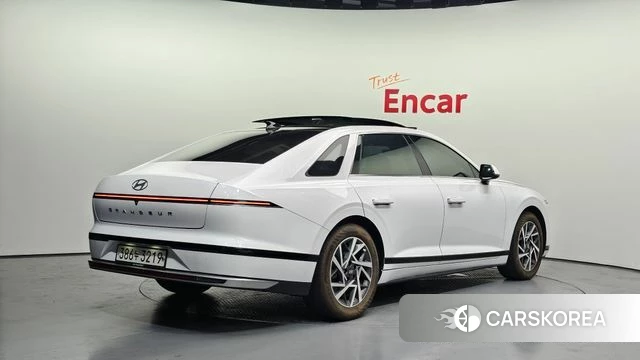 Hyundai Grandeur (GN7) id 4584956 из Кореи 12