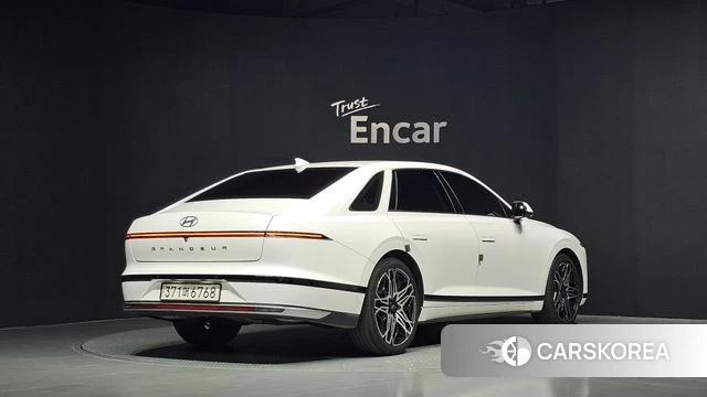Hyundai Grandeur (GN7) id 4488443 из Кореи 12