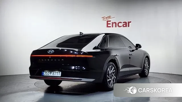 Hyundai Grandeur (GN7) id 3721389 из Кореи 12