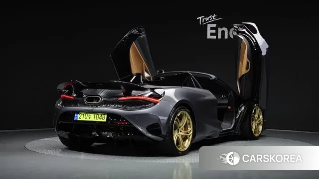 McLaren 750S id 3136647 из Кореи 12