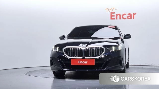 BMW 5 Series (G60) id 4617465 из Кореи 12