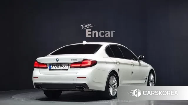 BMW 5 Series (G30) id 2998848 из Кореи 12