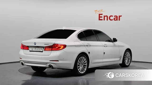 BMW 5 Series (G30) id 4683939 из Кореи 12