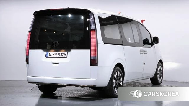 Hyundai Staria id 4329617 из Кореи 12