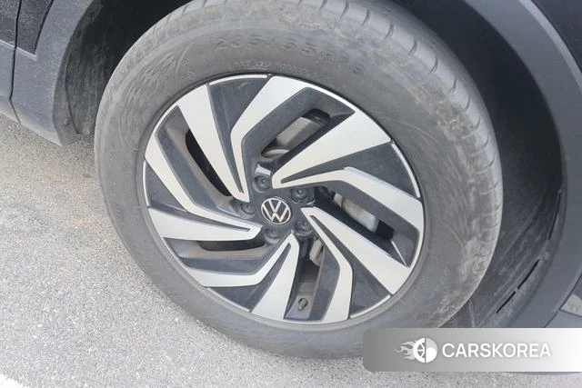 Volkswagen Tiguan L id 4190382 из Китая 9