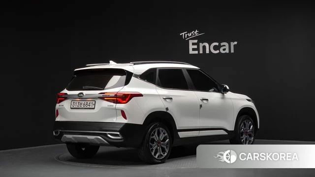 Kia Seltos id 4284626 из Кореи 12