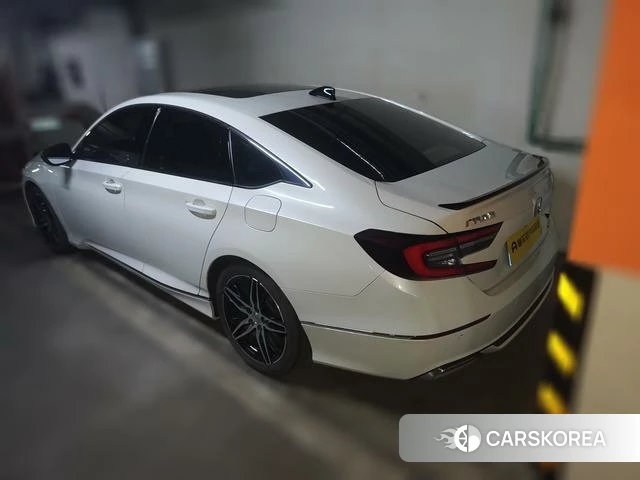 Honda Accord 2021 Белый из Китая, фото 2