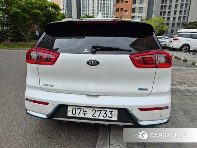 Kia Niro id 4304940 из Кореи 12