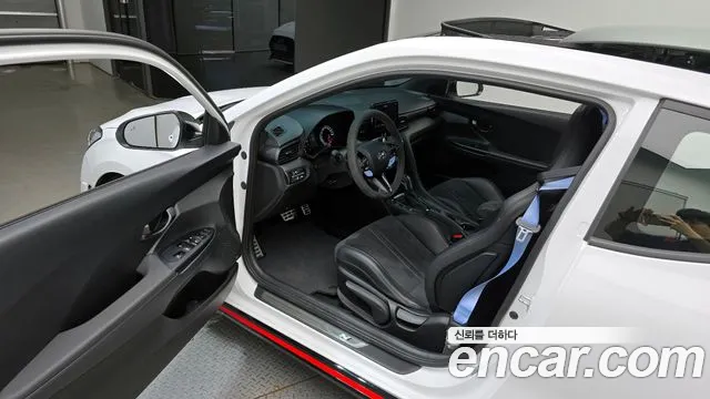 Hyundai Veloster (JS) id 2750286 из Кореи 12