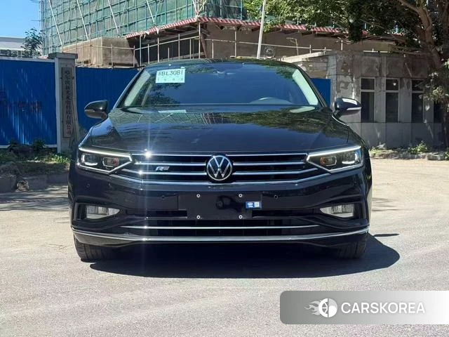 Volkswagen Magotan 2022 Черный из Китая, фото 2