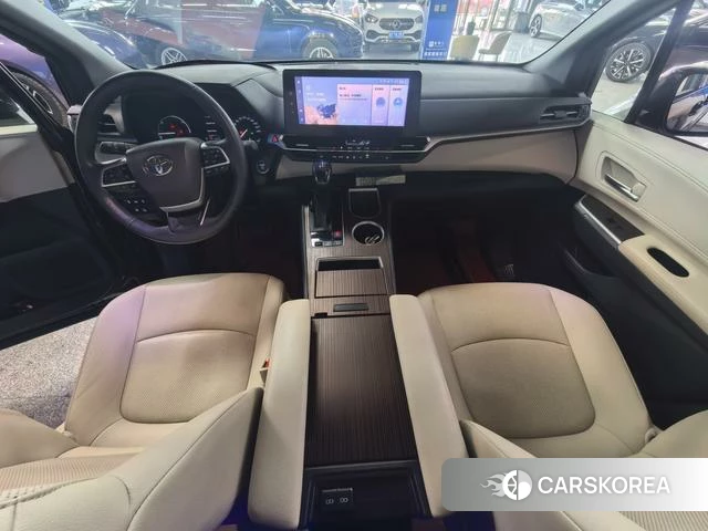 Toyota Grevia 2023 Черный из Китая, фото 2