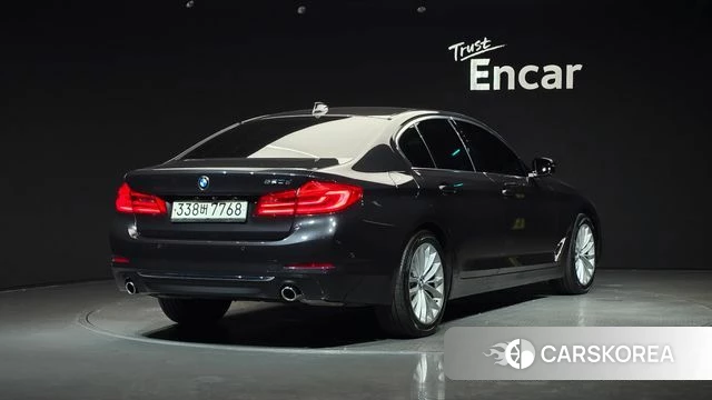 BMW 5 Series (G30) id 4410638 из Кореи 12