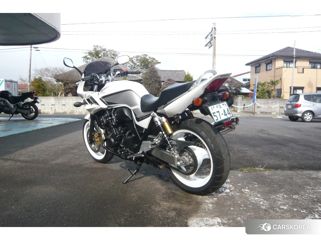 Проданный Honda CB400SF BOLDOR 2013 из Японии
