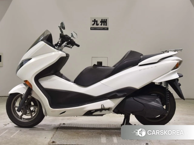 Проданный Honda FORZA Z 2010 из Японии, фото 4