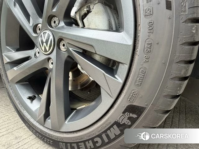 Volkswagen Golf id 4399763 из Китая 12