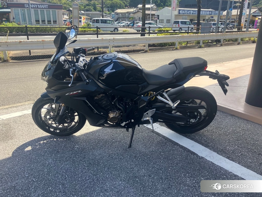 Проданный Honda CBR650R 2021 из Японии, фото 2